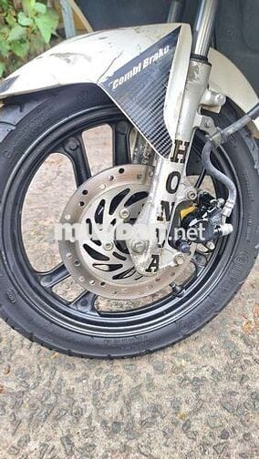 Honda Air Blade Tự động màu Đỏ, trắng, đen