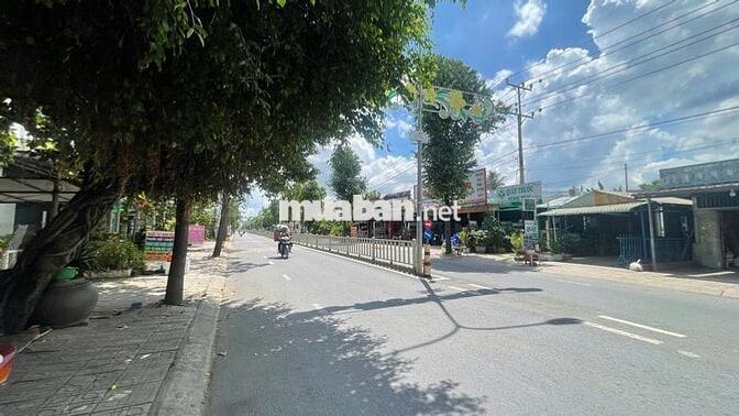 CHỦ BÁN NHÀ GÓC 2 MT QUỐC LỘ 50 – DT 600M2 NGAY THỊ TRẤN CẦN ĐƯỚC 