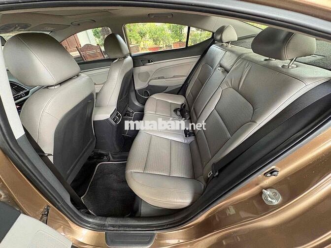 Hyundai Elantra GLS Nâu 20 vạn km
