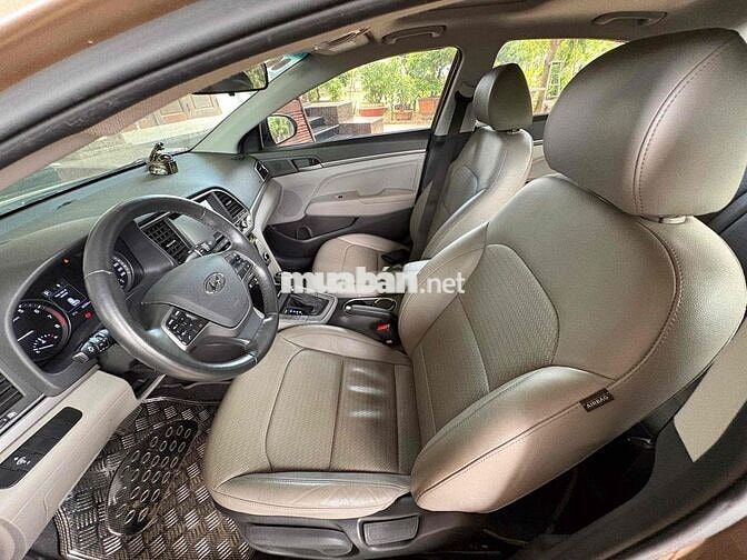 Hyundai Elantra GLS Nâu 20 vạn km