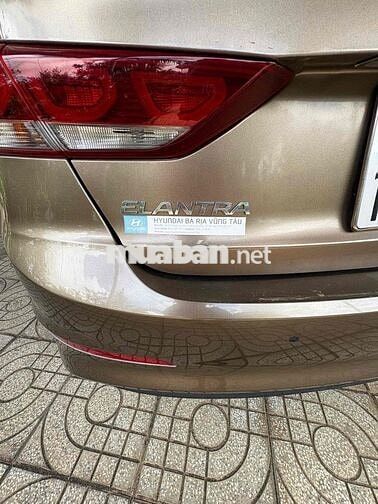 Hyundai Elantra GLS Nâu 20 vạn km