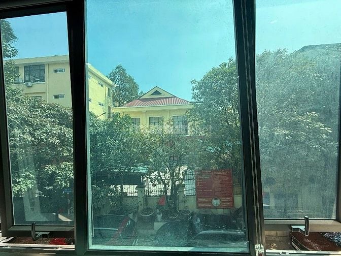 Cho thuê văn phòng tầng 1 phố Huy Du