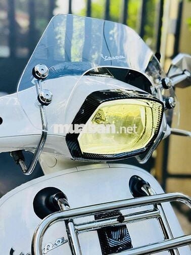 Piaggio Vespa đèn vuông 2015 Trắng Phụ kiện đầy đủ