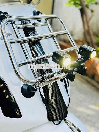 Piaggio Vespa đèn vuông 2015 Trắng Phụ kiện đầy đủ