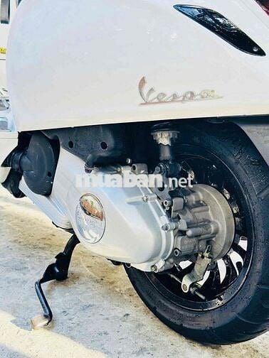 Piaggio Vespa đèn vuông 2015 Trắng Phụ kiện đầy đủ