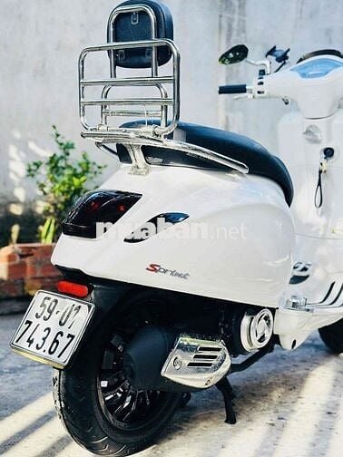Piaggio Vespa đèn vuông 2015 Trắng Phụ kiện đầy đủ