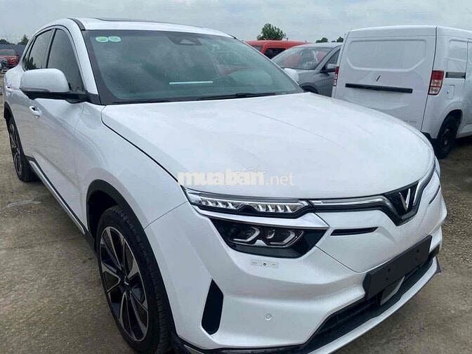 VinFast VF8 Plus 2023 Trắng 53000 km
