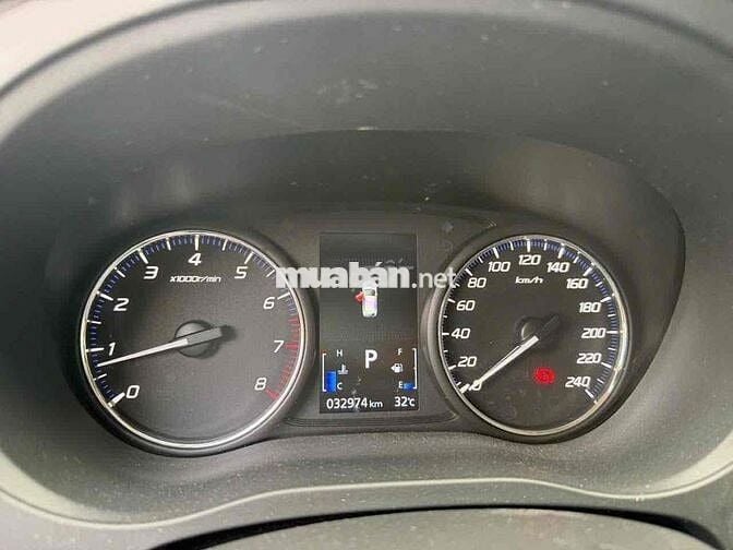 Mitsubishi Outlander CVT 2020 Trắng 33.000 km