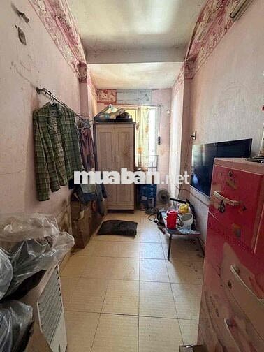 hẻm xe hơi , nhà 4 tầng , giá 2 tỷ nhĩnh , khó có căn thứ 2