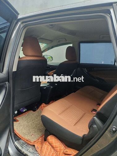 Toyota Innova 2017 Số sàn Xám