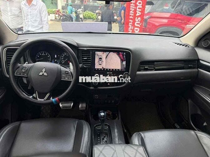 Mitsubishi Outlander CVT 2020 Trắng 33.000 km