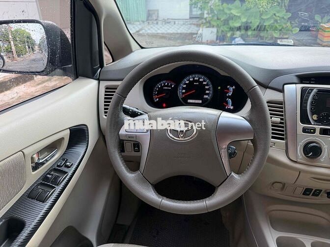 Toyota Innova 2016 Tự động 110.000 km