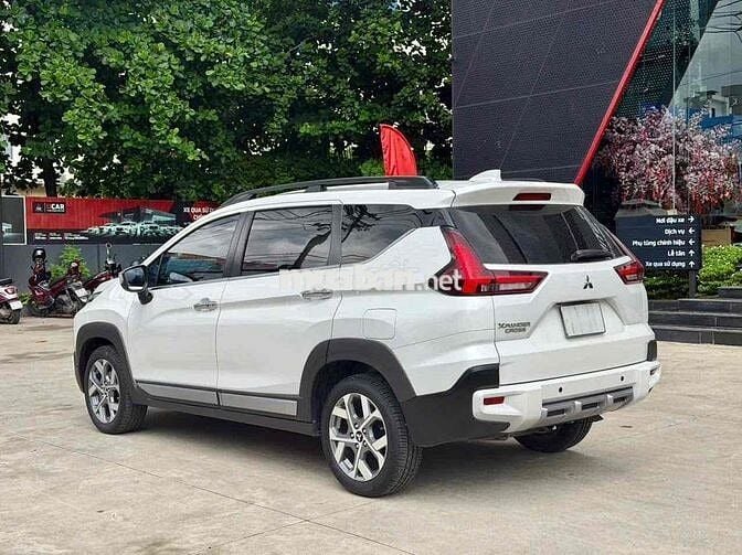 Mitsubishi Xpander Cross 2023 Trắng 35.000 km