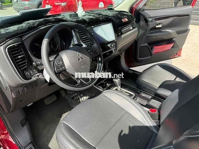 Mitsubishi Outlander CVT 2021 Đỏ 39.200 km