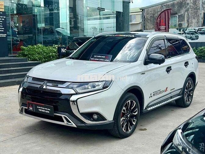 Mitsubishi Outlander CVT 2020 Trắng 33.000 km