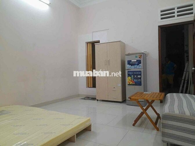 TRỐNG SẴN STUDIO BANCOL TÁCH BẾP FULL NỘI THẤT MGR GẦN AEON MALL TP.