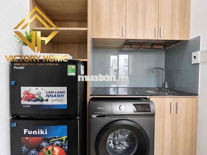 NGAY TRƯỜNG IUH, TIỆN ĐI HUTECH PHAN VĂN TRỊ