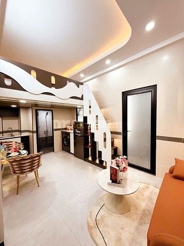 CHDV 4L mới HXH Nguyễn Văn Trỗi ngang 5.5m 90m2 12PN TN 90tr hơn 18 tỷ