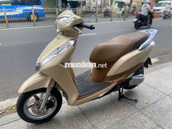 Honda Lead Fi 2017 Vàng kem