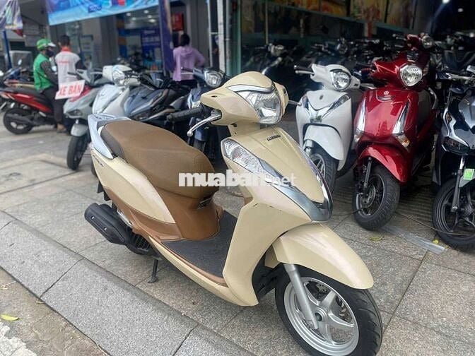 Honda Lead Fi 2017 Vàng kem