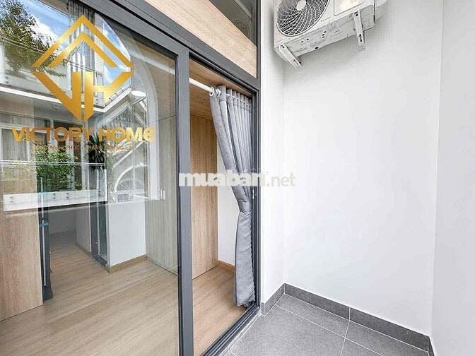 Phòng trọ gác gần Hutech, Giao thông vận tải