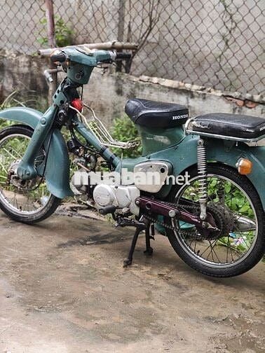 Honda Cúp Nhật Bản 50cc chạy ko cầm bằng lái b 60