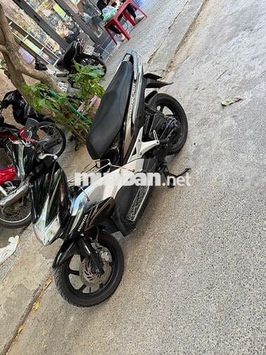 Honda Air Blade Đen
