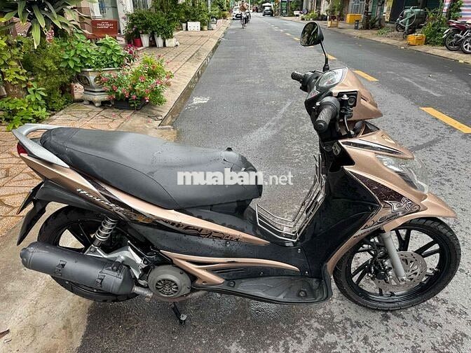 Suzuki Hayate 125 Đời 2011 Vàng đồng