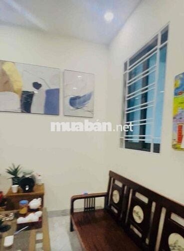 Gia đình định cư nơi khác, cần bán nhanh căn nhà xinh xắn !