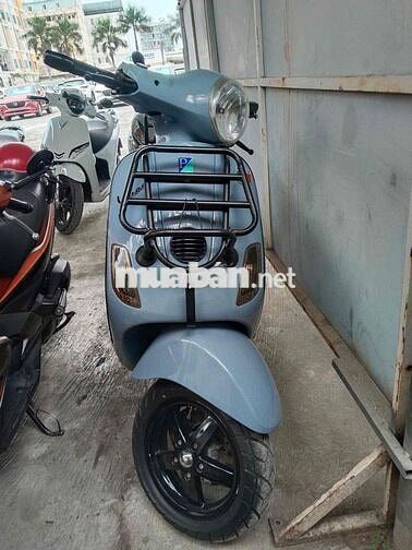 Piaggio Vespa LX 125 125cc Xám