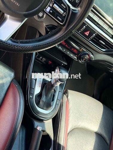 Kia Cerato Premium 2.0AT 2020 Trắng 48000 km