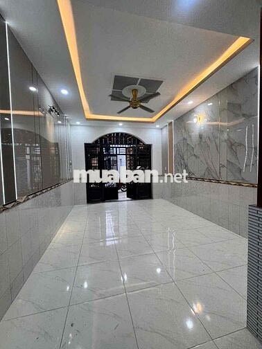 ban nha quân 12 ngay ben xe bip hiêp thanh