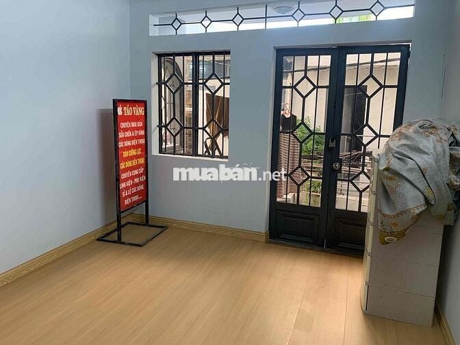 Nhà Hẽm Âu Cơ 1 Trệt 1 Lầu sạch sẽ, thoáng mát.
