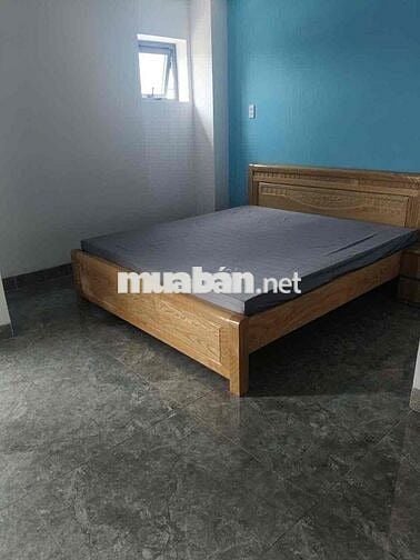 Cho Thuê Nhà Biệt Thự DT 10x13m Sân Vườn 1Trệt 2Lầu 3Pn 3Wc Nội Thất