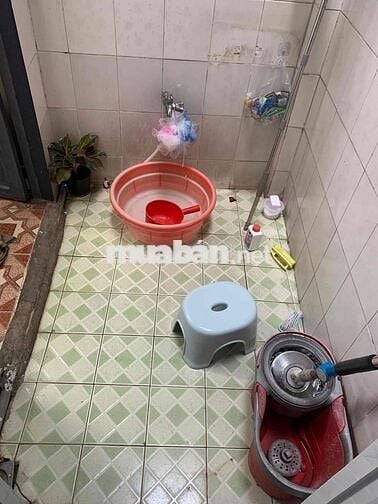 Nhà Hẽm Âu Cơ 1 Trệt 1 Lầu sạch sẽ, thoáng mát.