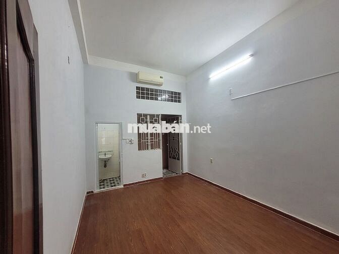 Cho thuê nhà mặt tiền đường A4 khu K300, Tân Bình