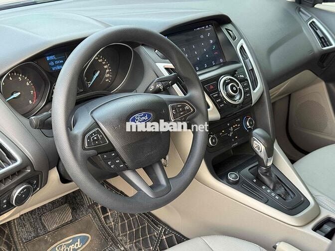 Ford Focus 1.5L Sedan 2018 Đỏ Tự động 80000 km