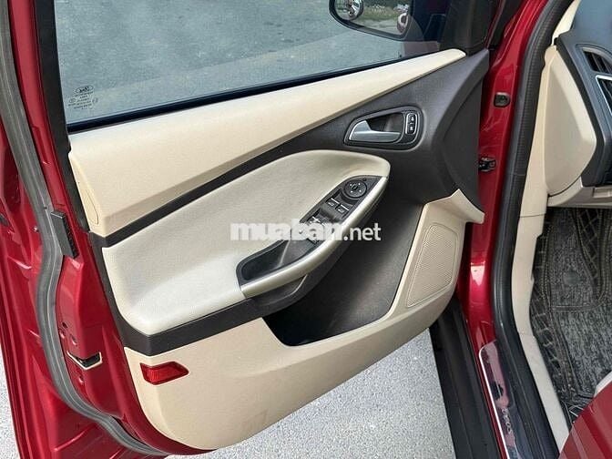 Ford Focus 1.5L Sedan 2018 Đỏ Tự động 80000 km
