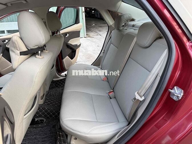 Ford Focus 1.5L Sedan 2018 Đỏ Tự động 80000 km