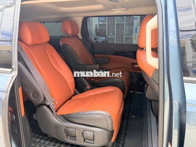 Kia Carnival Signature 2022 Xám 6 vạn