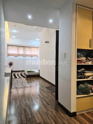Nhà 5x14m 1 trệt lửng 2 lầu st 4PN 5WC Hẻm Hồng Lạc - Giá 9.3 tỷ