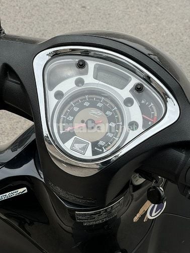 Cần bán - BÁN XE MÁY SH MODE Nhà Dùng