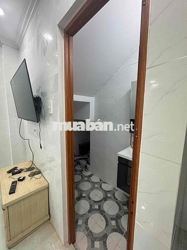 Chính chủ cho thuê nhà 4m x 13m góc 2 mặt tiền. 12tr/tháng