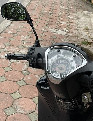 Cần bán - BÁN XE MÁY SH MODE Nhà Dùng