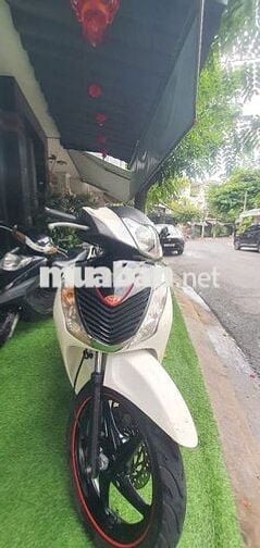 Honda SH 125 Ý 2012 Trắng