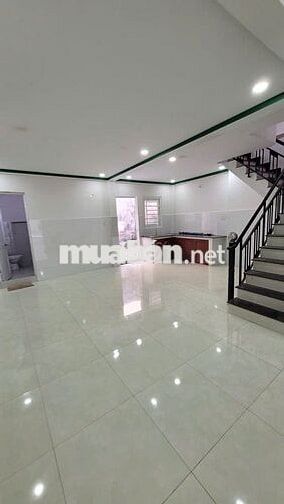 CẦN CHO THUÊ GẤP: NHÀ NGUYÊN CĂN 175M2 ĐÔNG THẠNH, HÓC MÔN