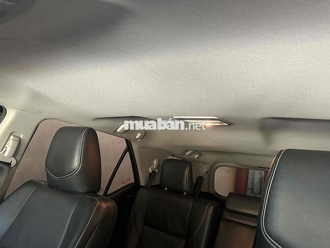 Toyota Fortuner 2022 2.4 4x2 AT Đen