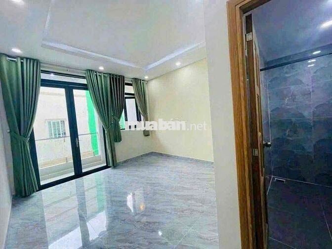 Căn góc 2 mặt tiền đường ô tô ở Cần Giuộc, sổ hoàn công