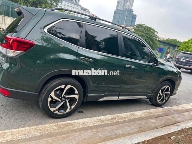 Subaru Forester 2.0i-S EyeSight 2023 Xanh 20.447km