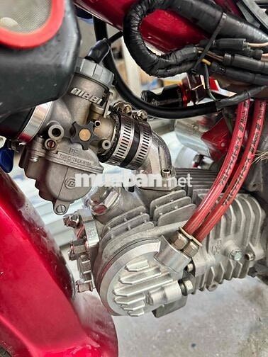Honda Dream Thái màu Đỏ